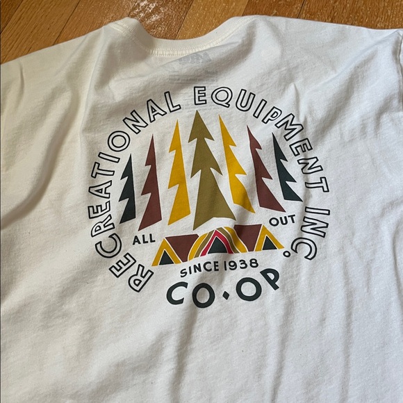 Unisex REI T-shirt Small - Picture 1 of 4